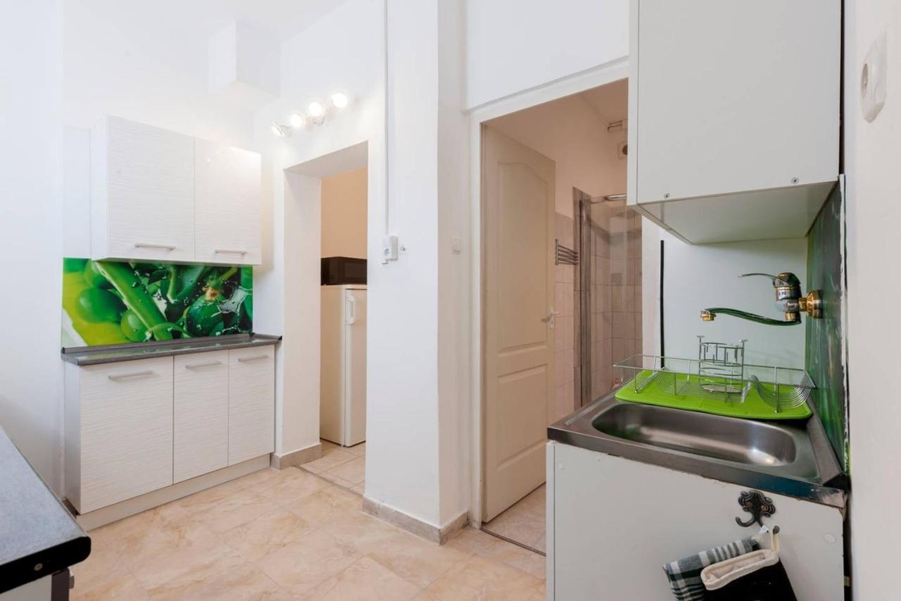 2 * Budapest
