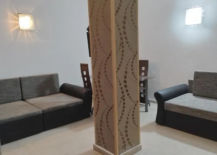 2 Studio